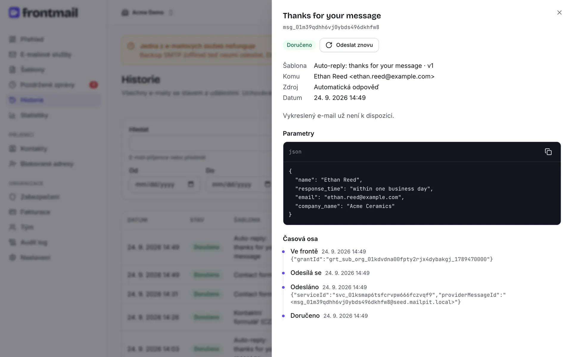 Detail automatické odpovědi v Historii: stav Odesláno, tlačítko Odeslat znovu, šablona, příjemce, zdroj a vykreslený e-mail